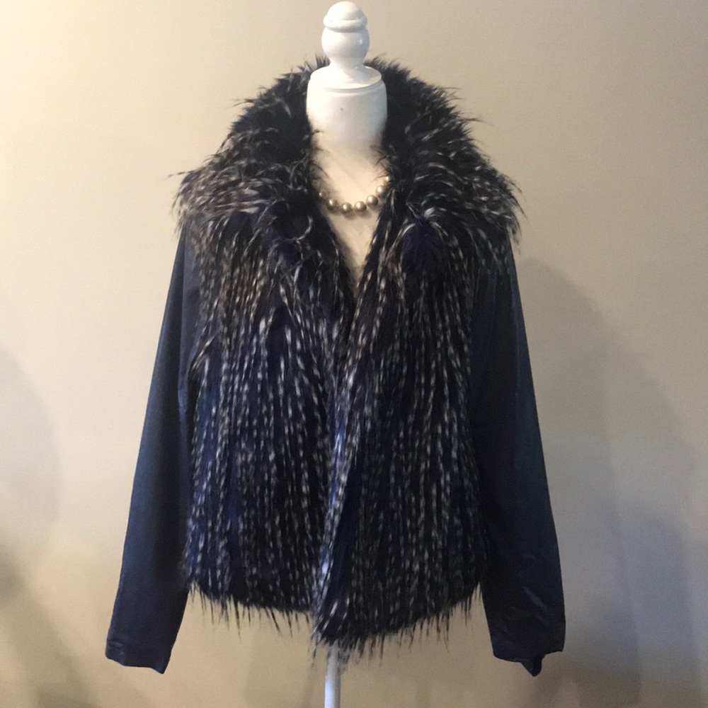 Jacket - Picture 8 of 8